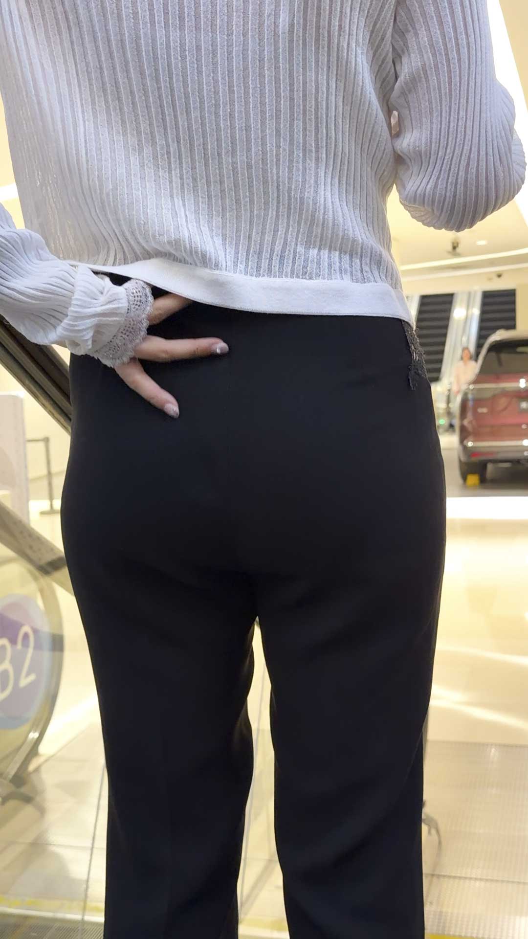 丰满包臀黑西裤长腿OL（积分1211）