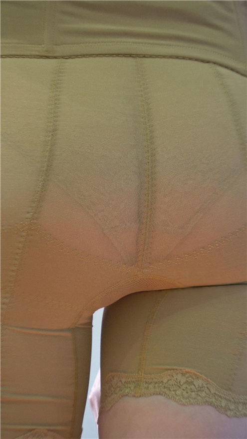 性感的塑身衣[674M/MP4]