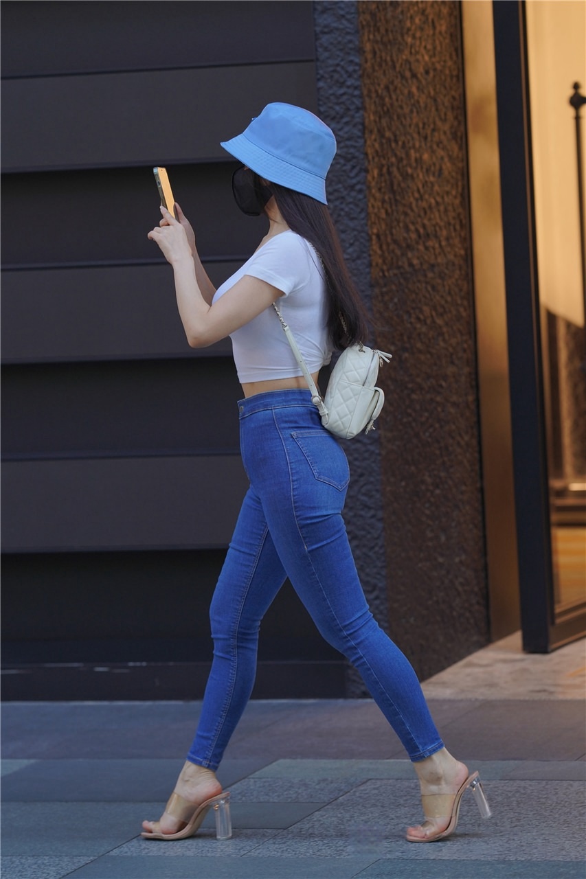 紧牛美女[78P/1.13G]