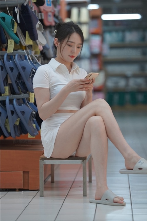 气质白嫩美女(482P)[5.63G/JPG]