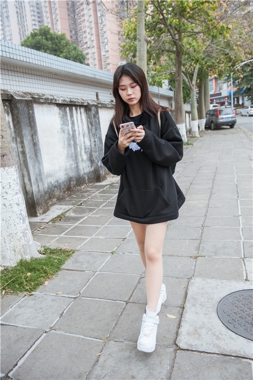 丝足美腿小姐姐(149P)[855M/JPG]