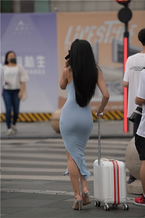 连体包臀长裙乳妹【套图+视频】