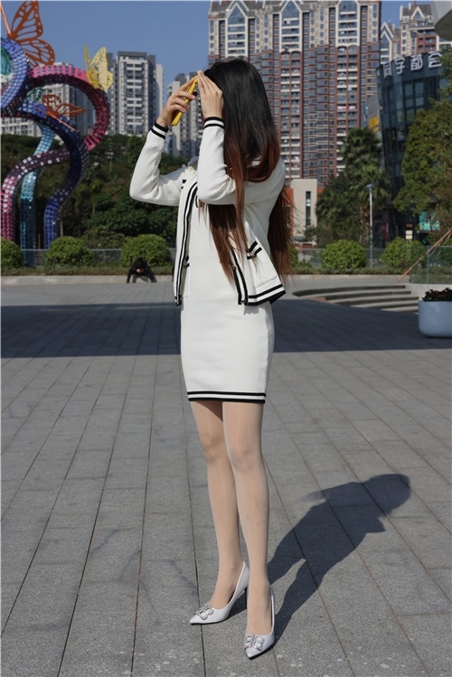 肉丝长发美女【套图+视频】