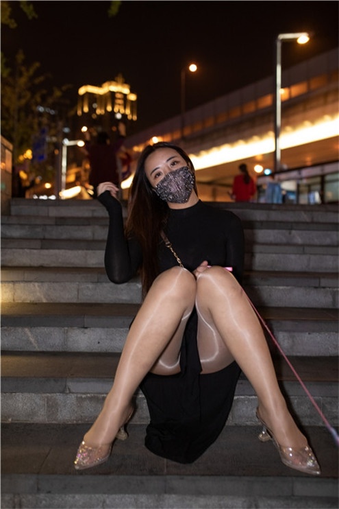 黑色连体包臀裙【套图+视频】