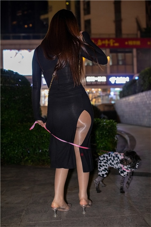 黑色连体包臀裙【套图+视频】