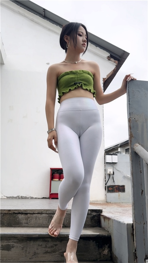 翠绿白卷(下)[8.19G/MP4]