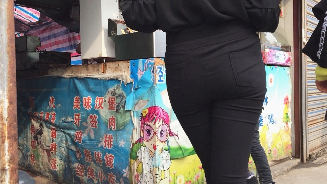 粗高跟黑紧裤靓丽大美女[480M/MOV]