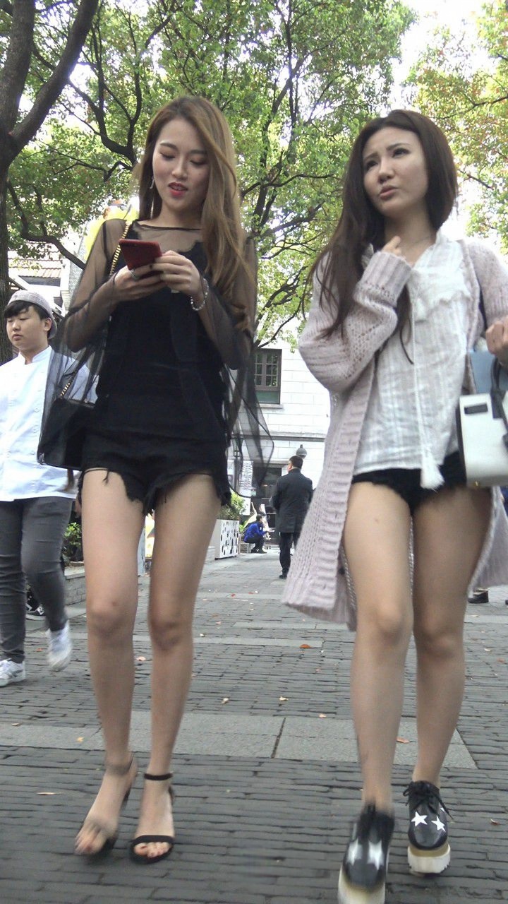 4K-性感热裤长腿街拍高跟美女 [1.08G] 