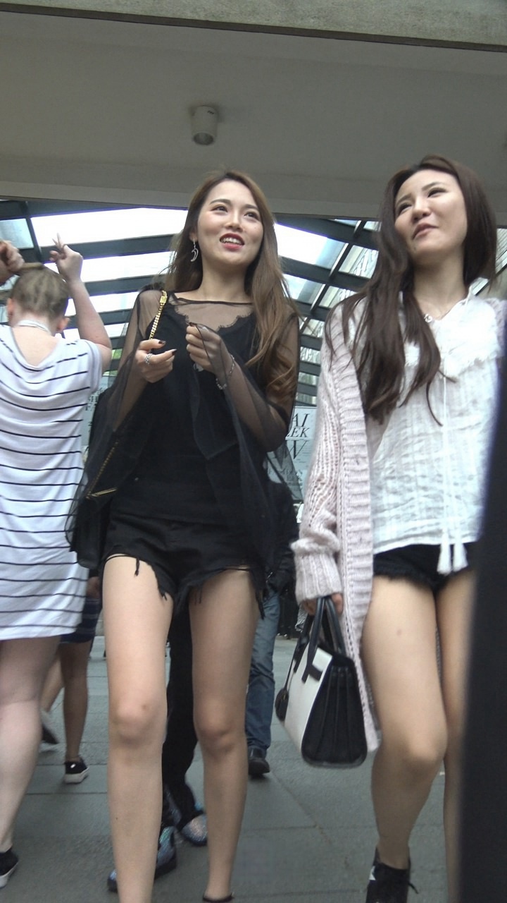 4K-性感热裤长腿街拍高跟美女 [1.08G] 