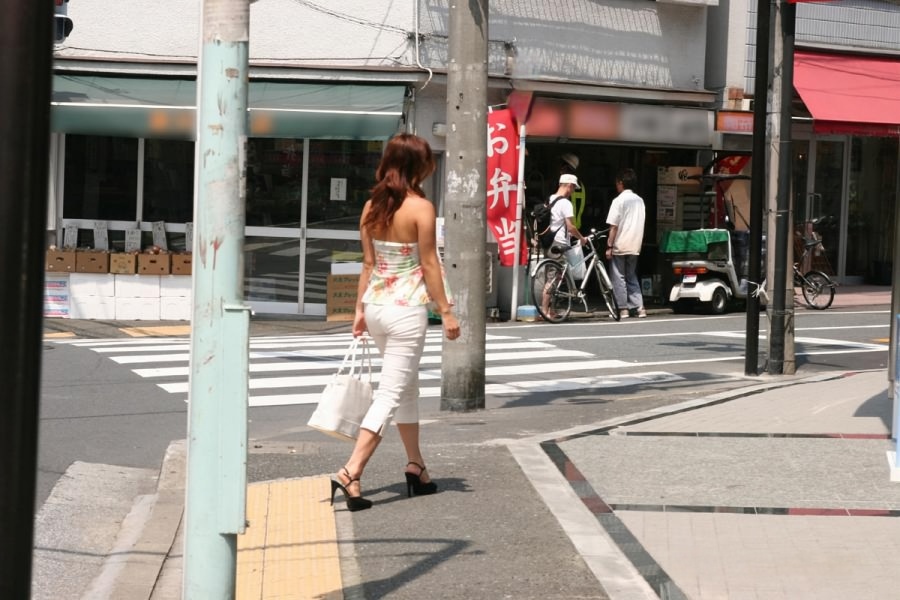 日本街头少妇2（22P）
