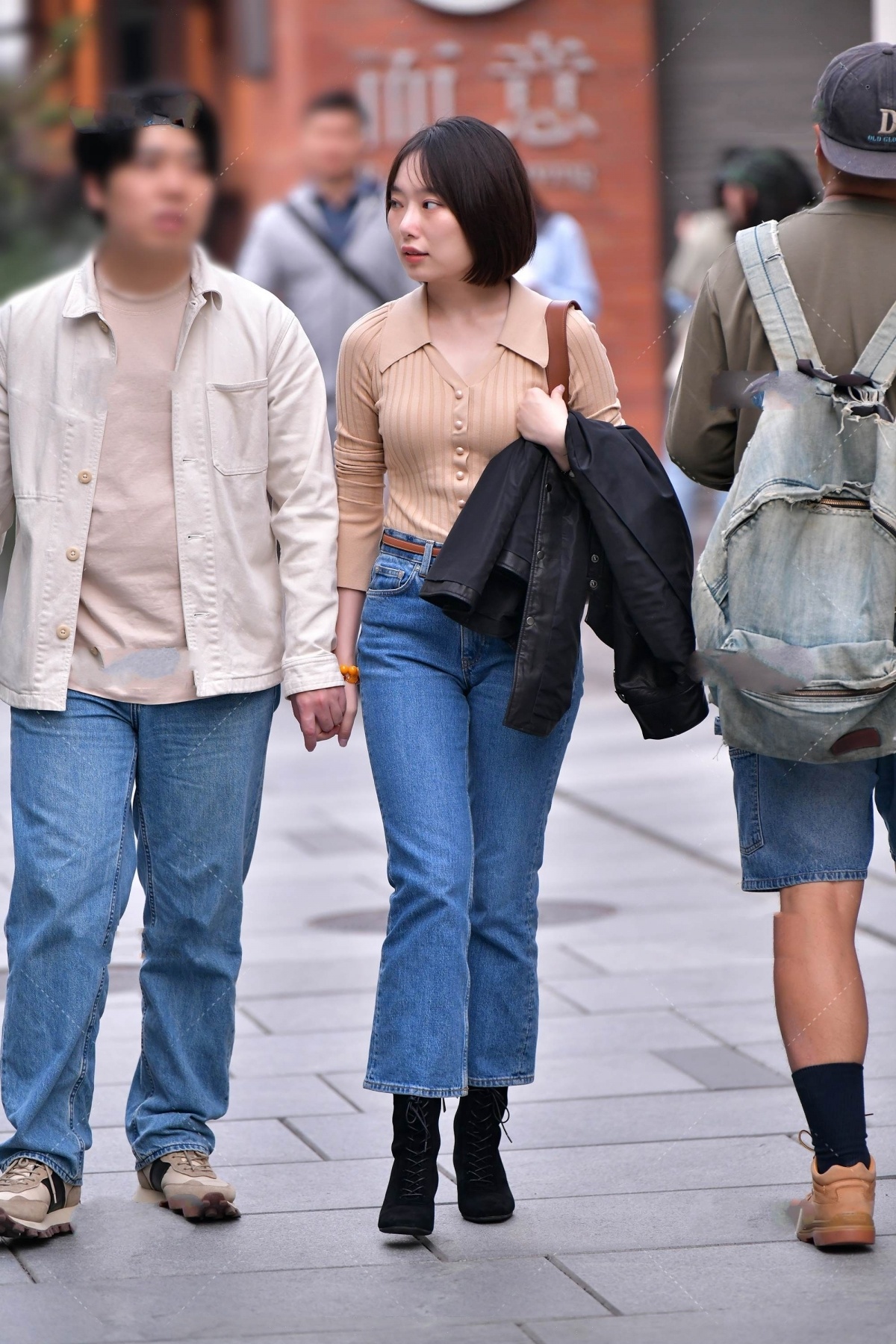 黑高跟九分牛仔裤美女(20P)