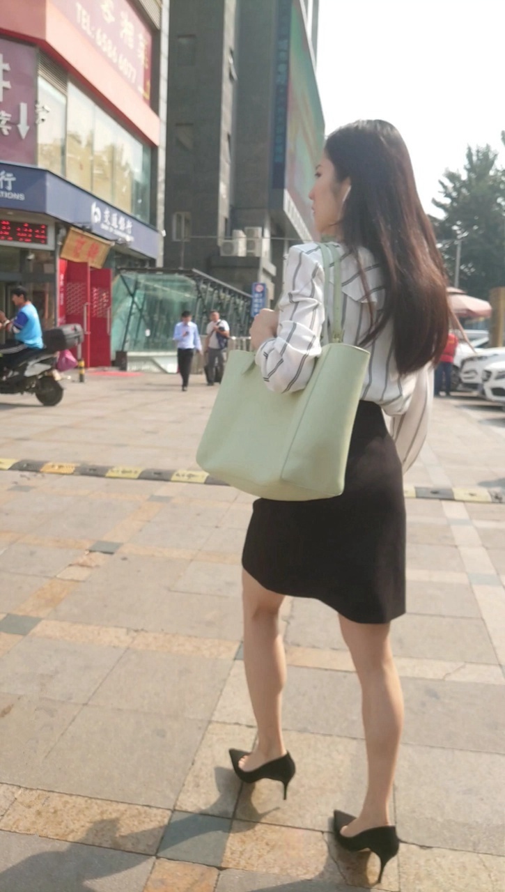 魔手大师街拍美女视频最全合集[38.1G]