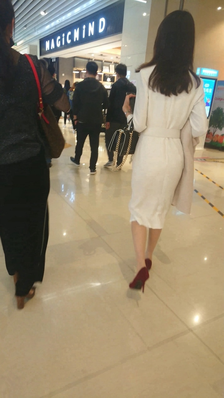 魔手大师街拍美女视频最全合集[38.1G]