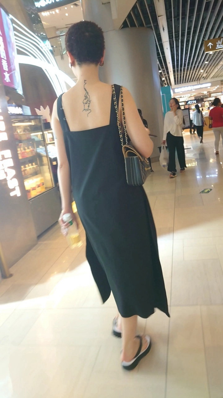 魔手大师街拍美女视频最全合集[38.1G]