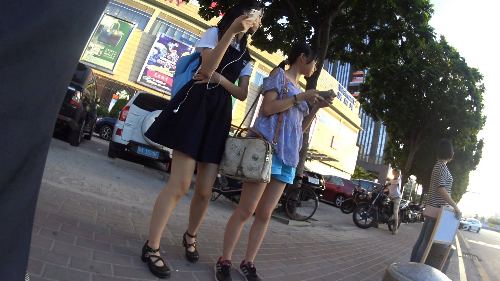 A大师街拍美女高清视频[26.6G]