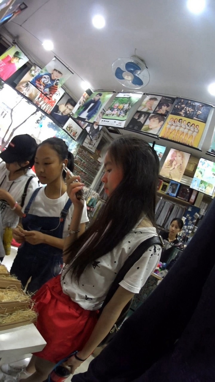 A大师街拍美女高清视频[26.6G]