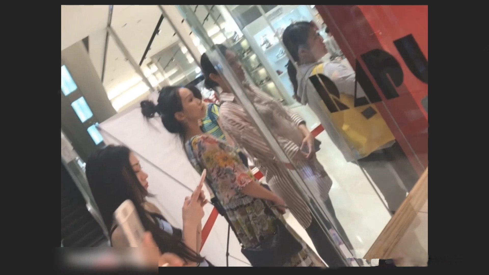 小B大师街拍美女视频66部[7.84G]