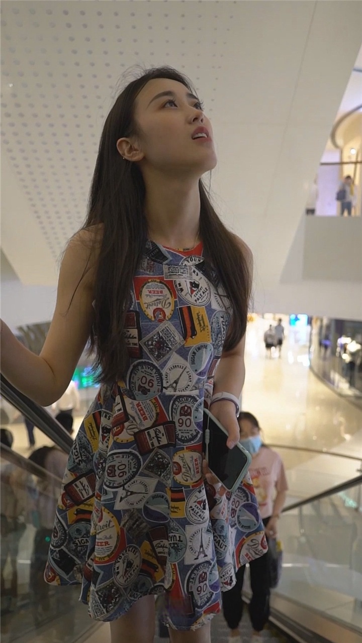 2022年6月樱之舞最新街拍美女视频[22.4G]
