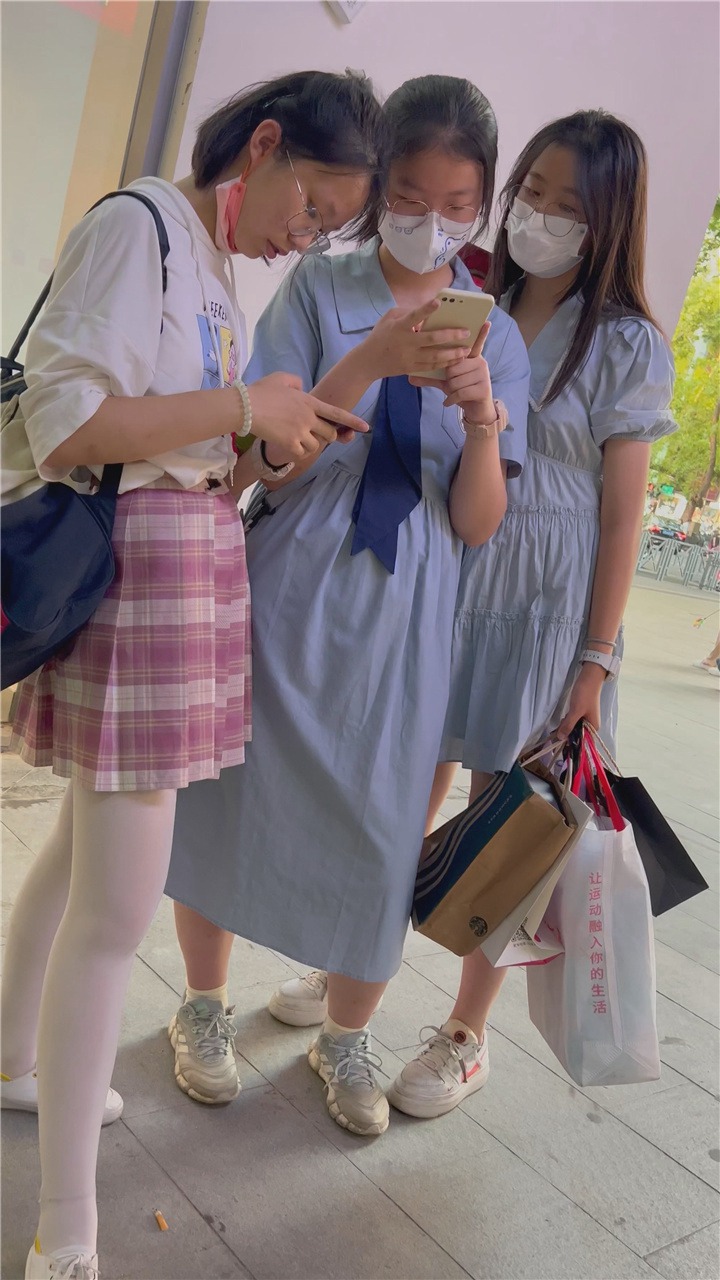 2022年9-10月KFC最新街拍美女视频[27.2G]