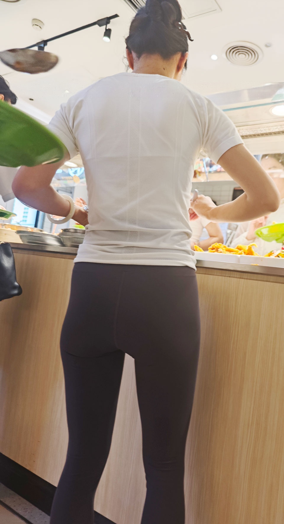 灰色运动裤[15P]