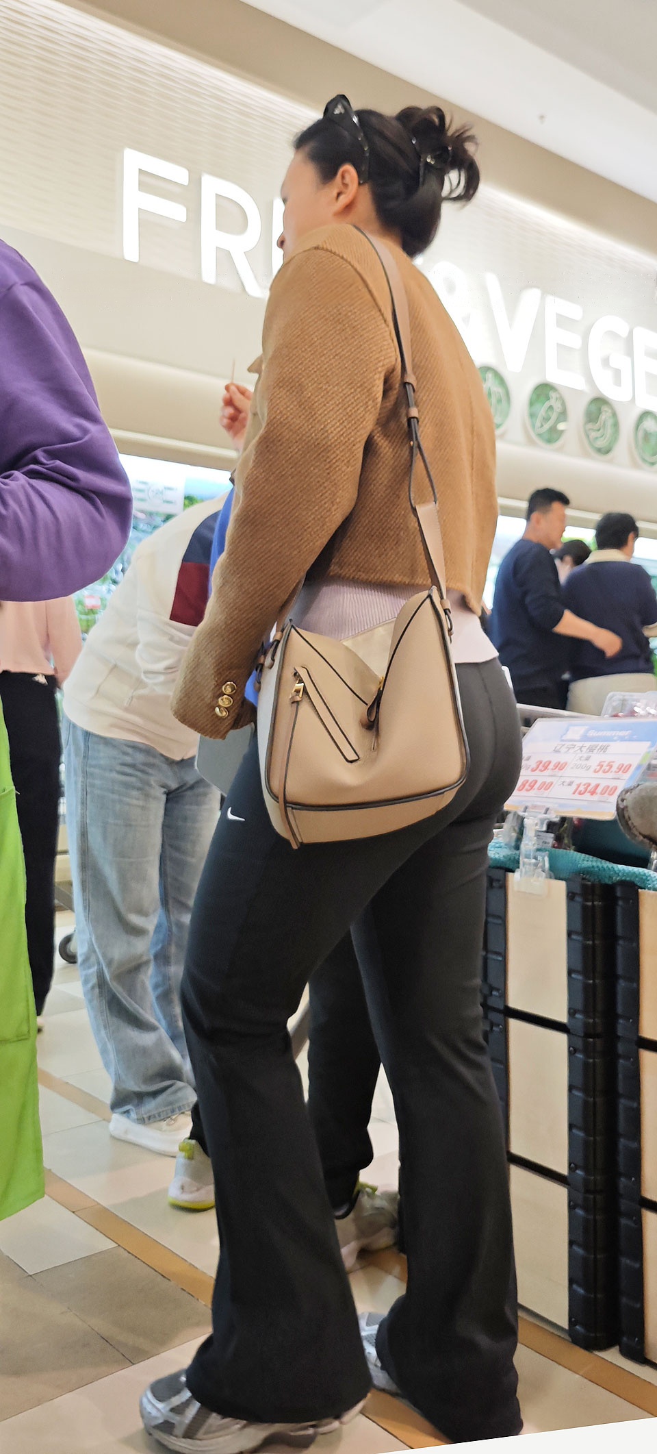 黑色运动裤[9P]