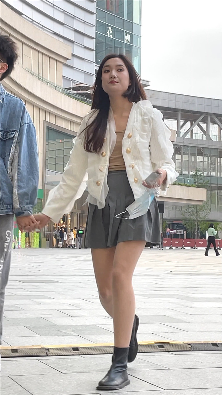 2023年9月KINGK最新街拍美女视频[12.7G]