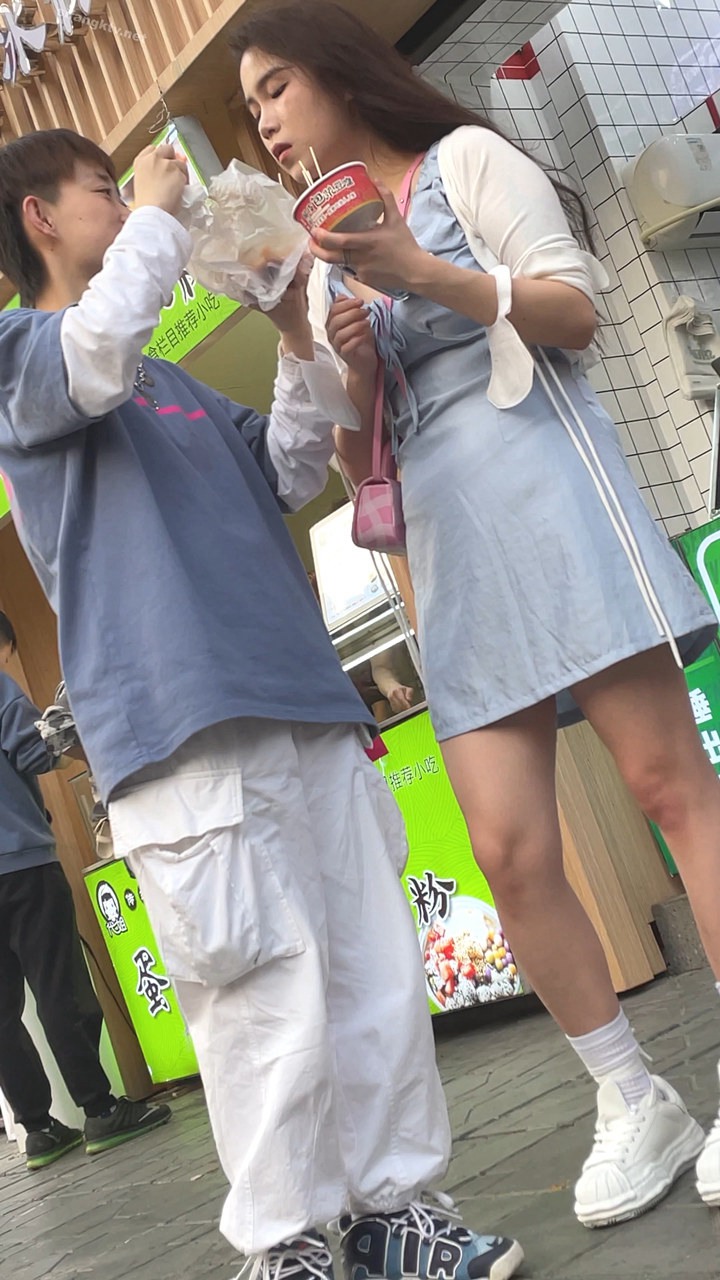 2023年9月KINGK最新街拍美女视频[12.7G]