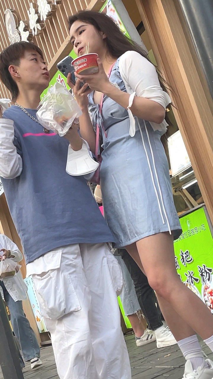 2023年9月KINGK最新街拍美女视频[12.7G]