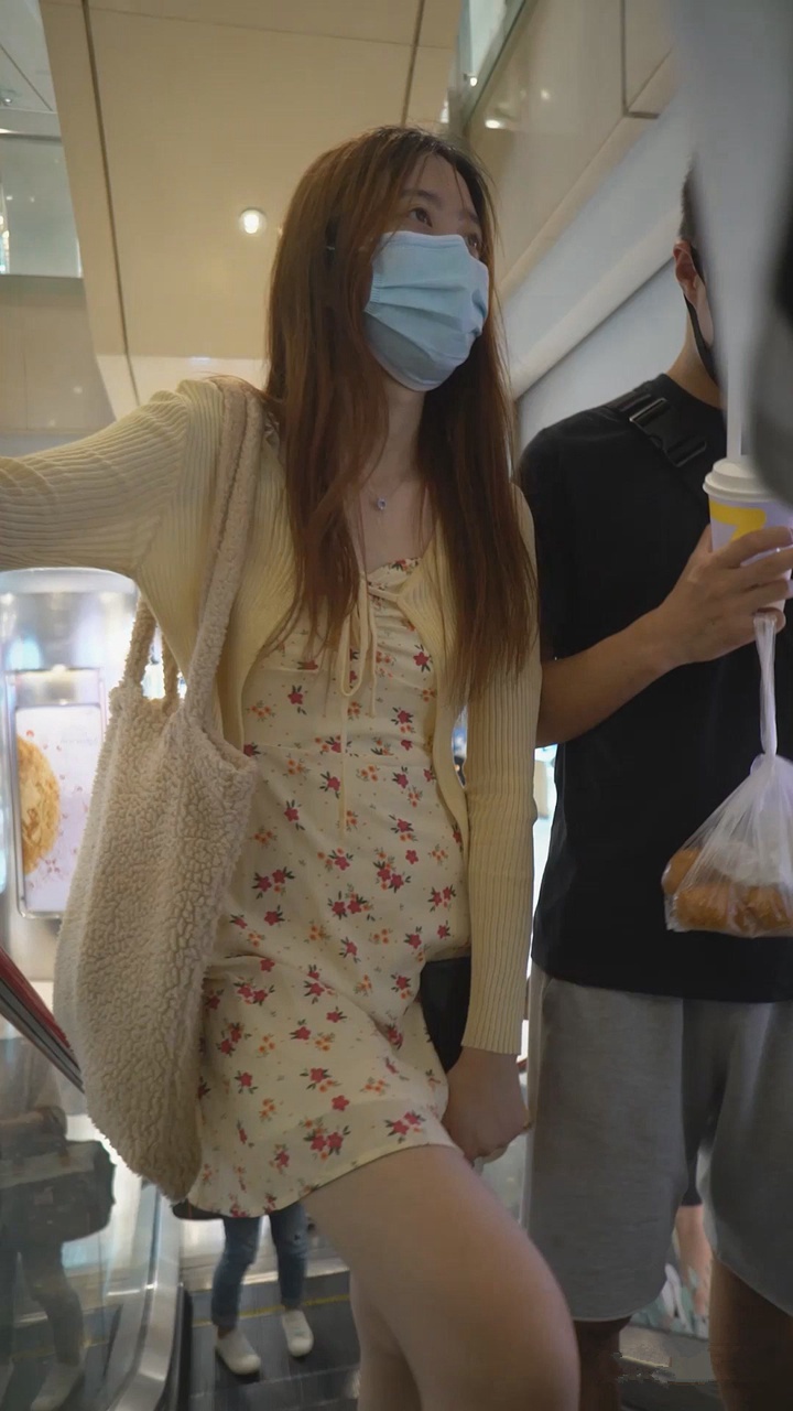 2022年8月樱之舞最新街拍美女视频[17.9G]