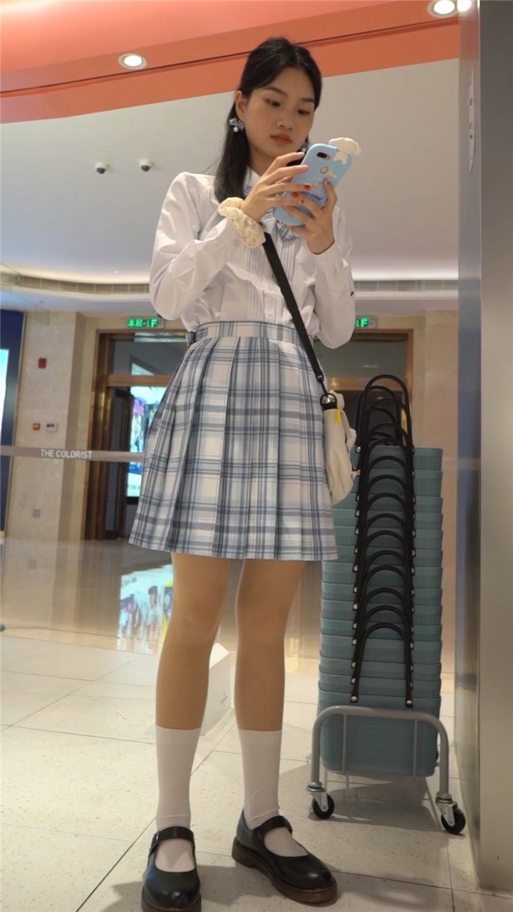 2022年2月樱之舞最新街拍美女视频[25.3G]