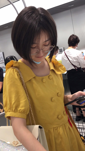 黄裙美女[729M/MP4]
