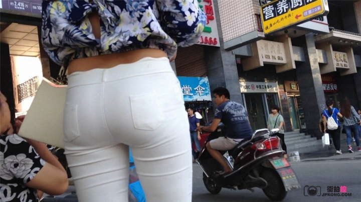 【小清新原创作品】窒息美臀[MP4/145MB]