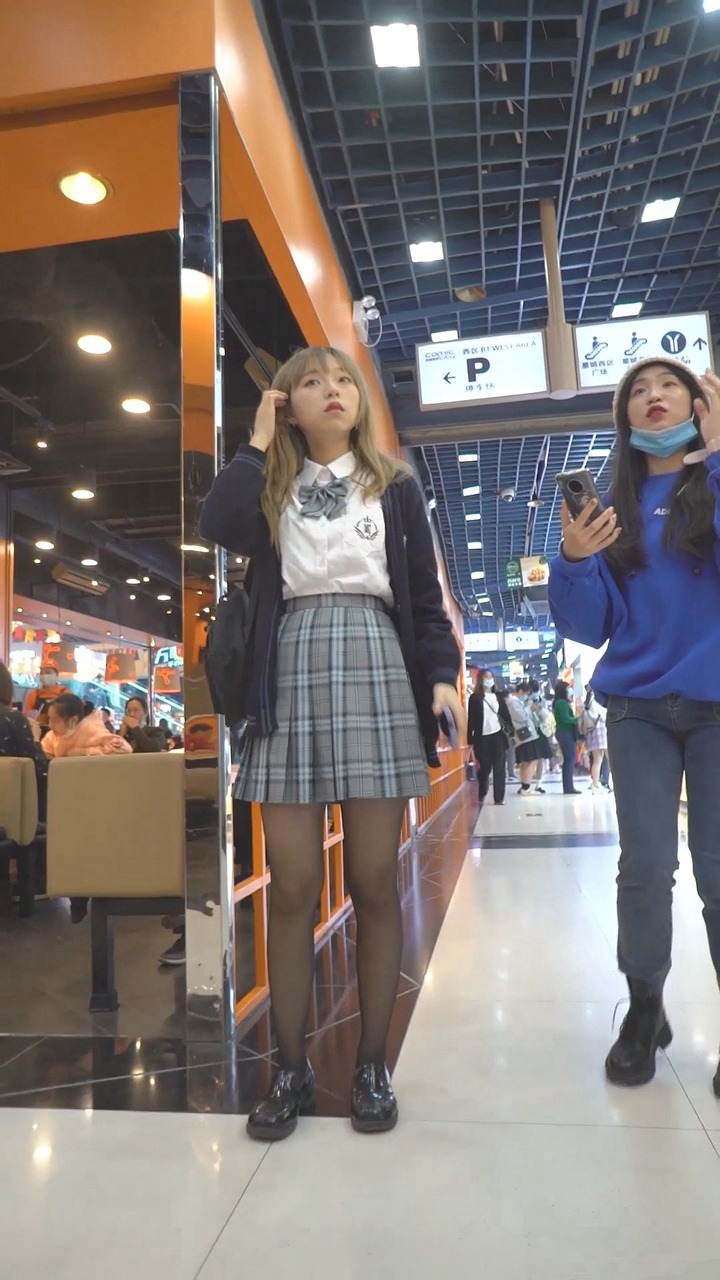 樱之舞2021年精选街拍美女视频大合集[55.4G]