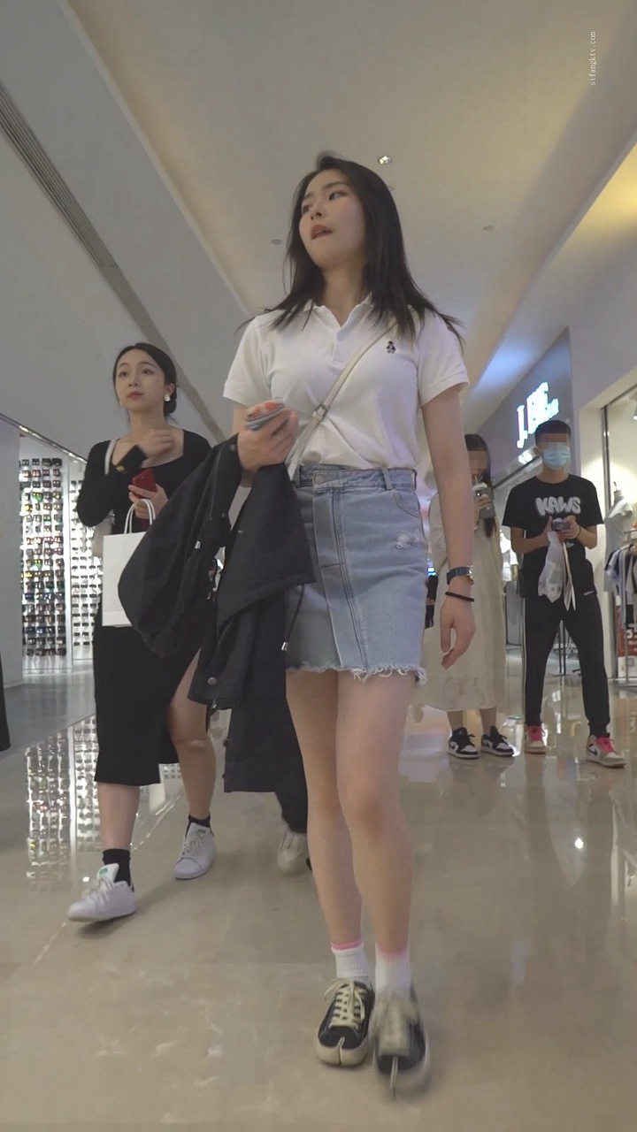樱之舞2021年精选街拍美女视频大合集[55.4G]