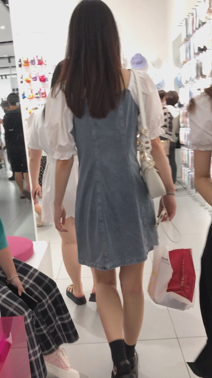 TIMCOB大师街拍美女高清视频合集第3季[26.8G]