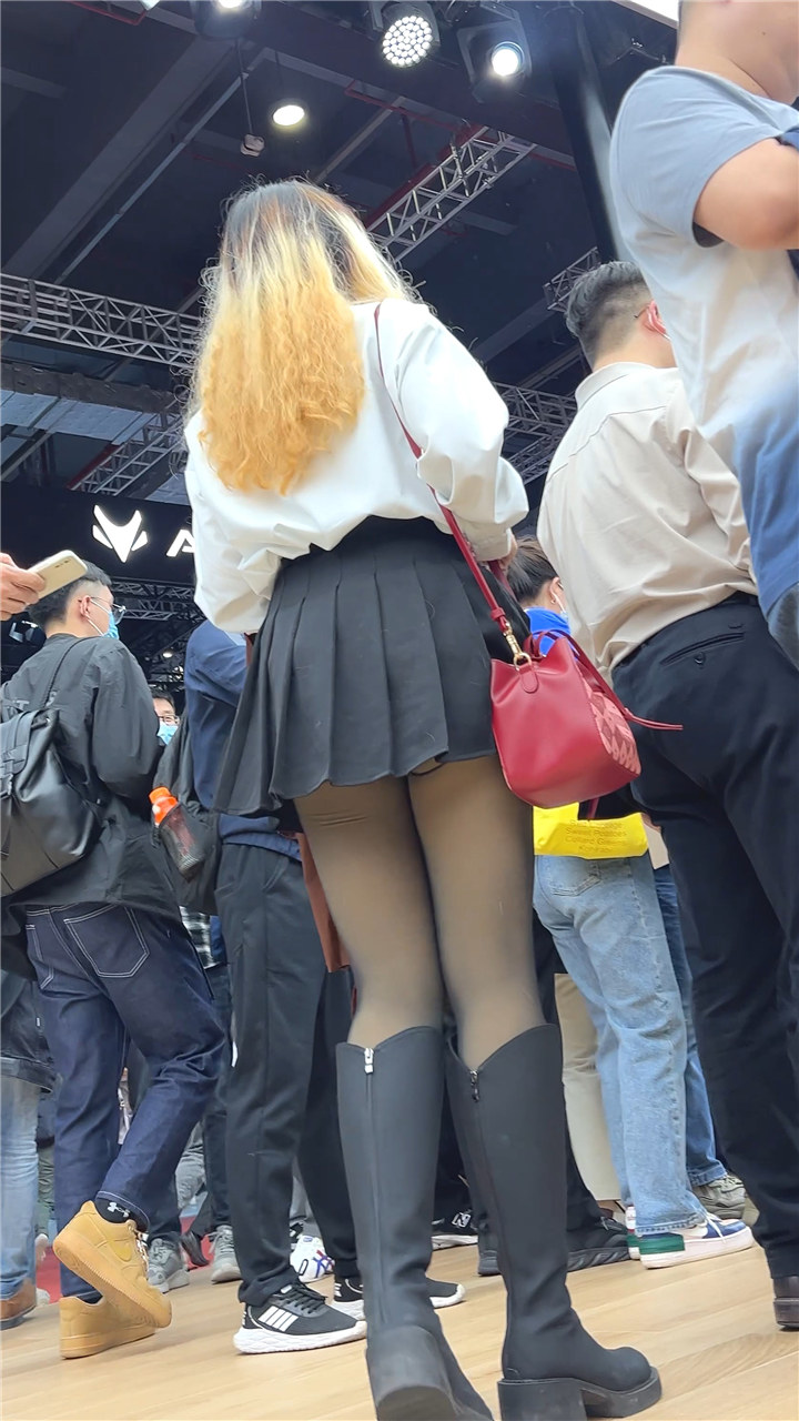 2023年上海车展最新街拍美女视频[26.6G] 