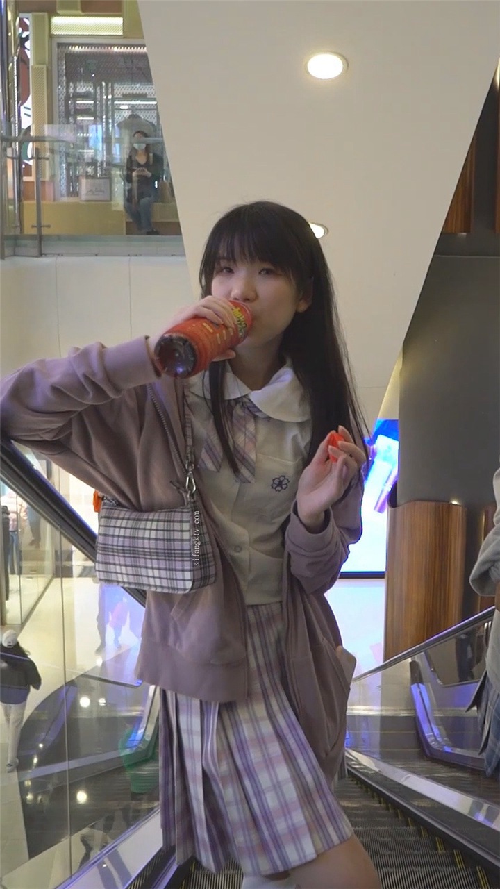 2022年3月樱之舞最新街拍美女视频[24.9G]