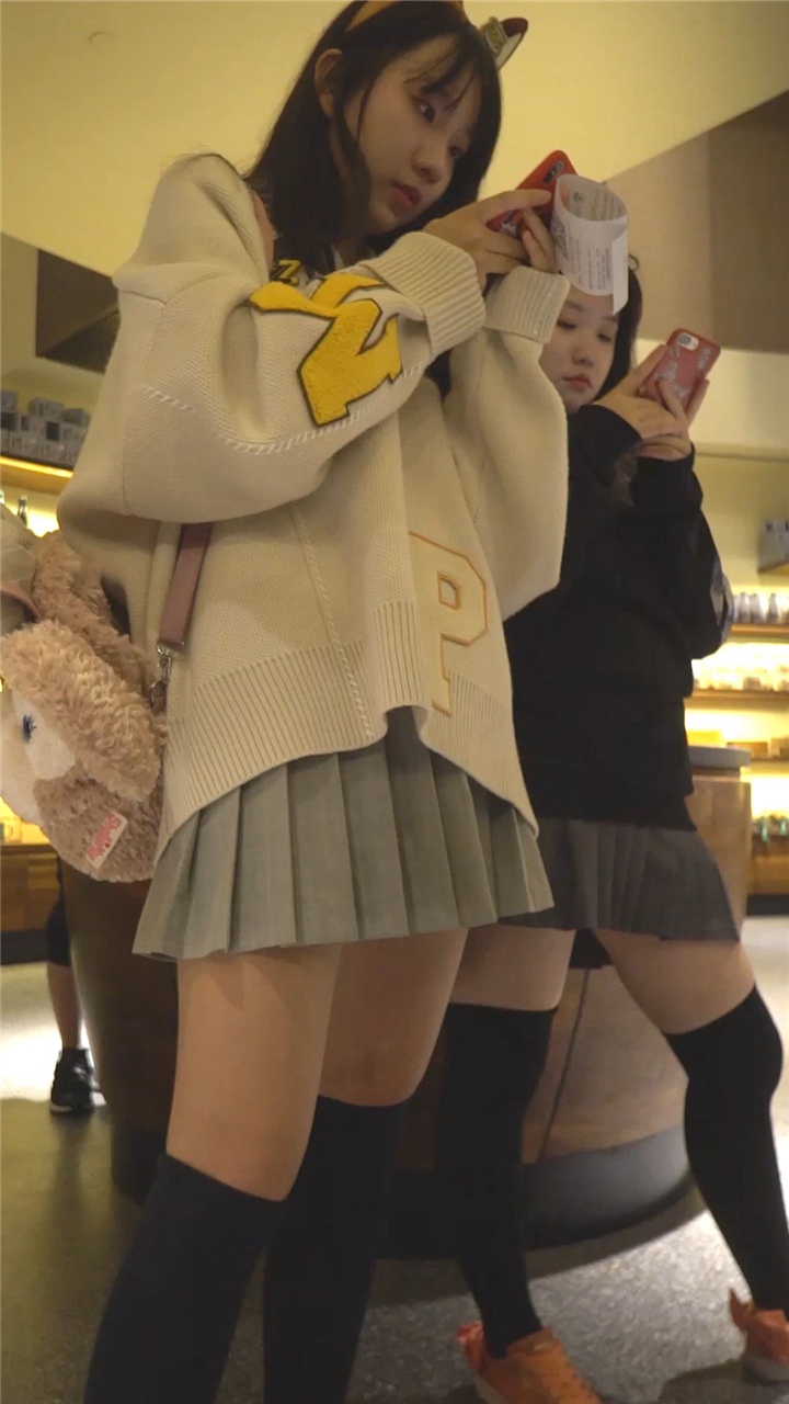 2022年3月樱之舞最新街拍美女视频[24.9G]