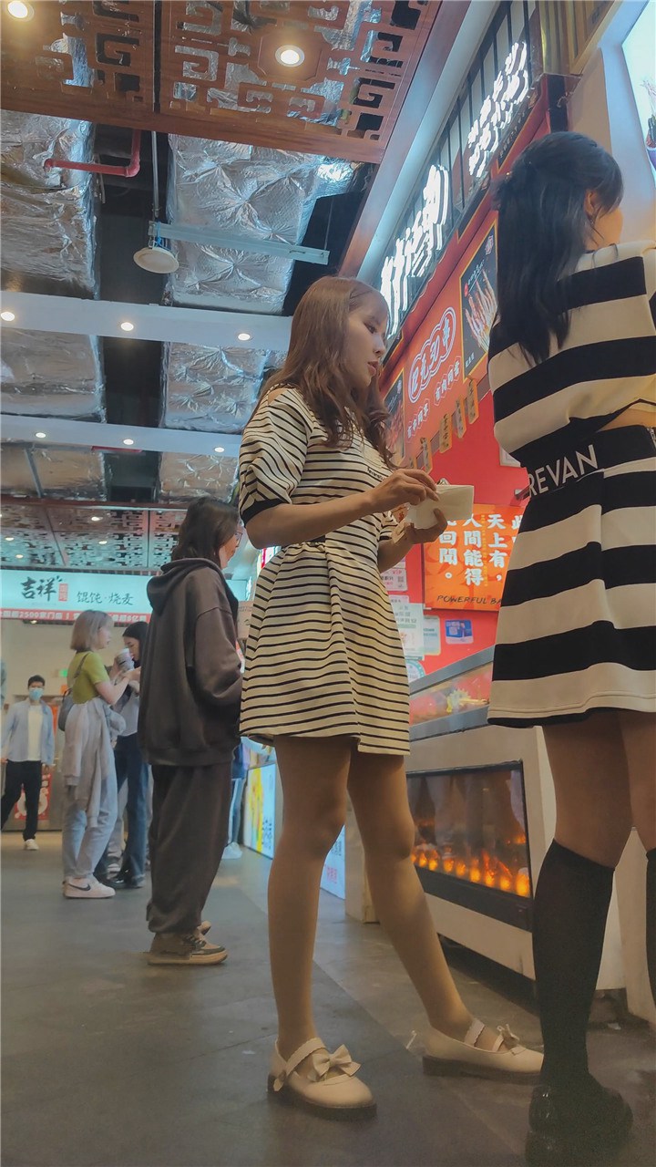 2023年10月XLB最新街拍美女视频[11.6G]