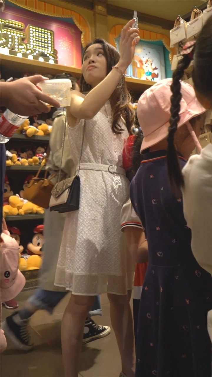2023年6月YZW最新街拍美女视频[11.7G]
