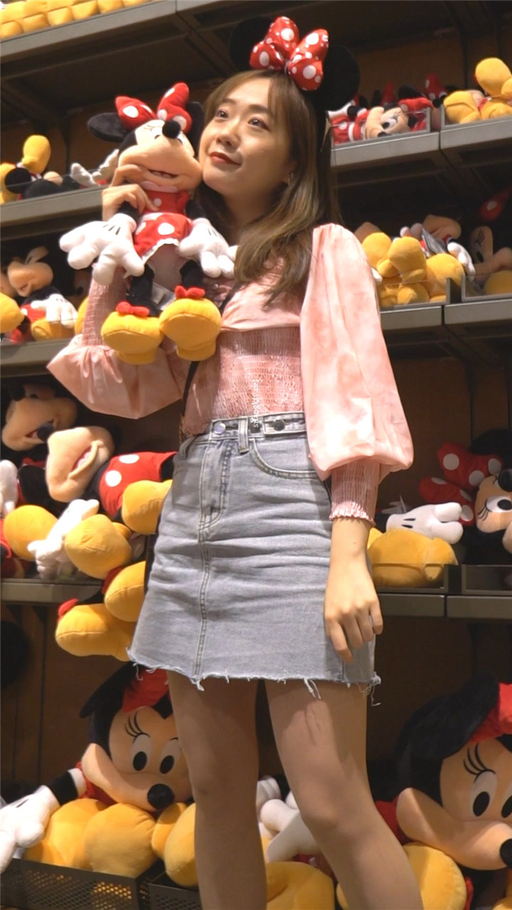 2023年6月YZW最新街拍美女视频[11.7G]