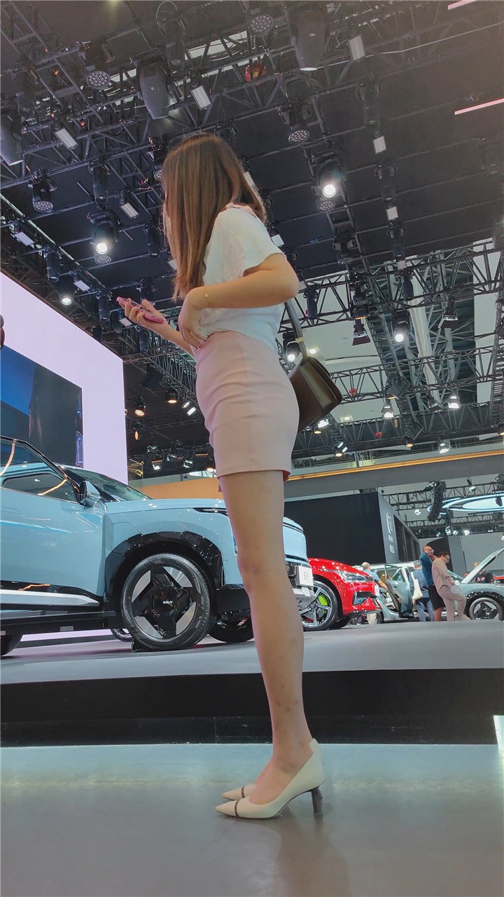 2023年最新车模美女视频合集含抖音说车博主极品车模等[15.1G]