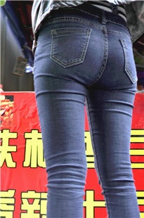 皮夹克牛仔裤妹子[209M/M2TS]