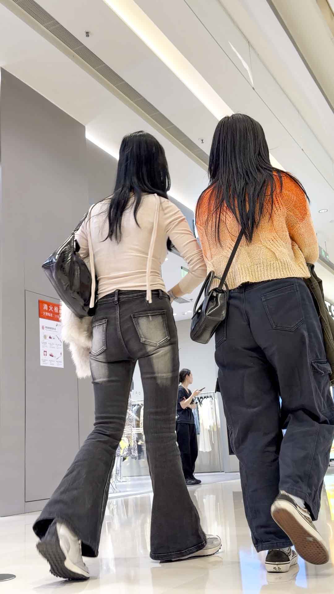 包臀紧牛宽臀妹子(积分95)