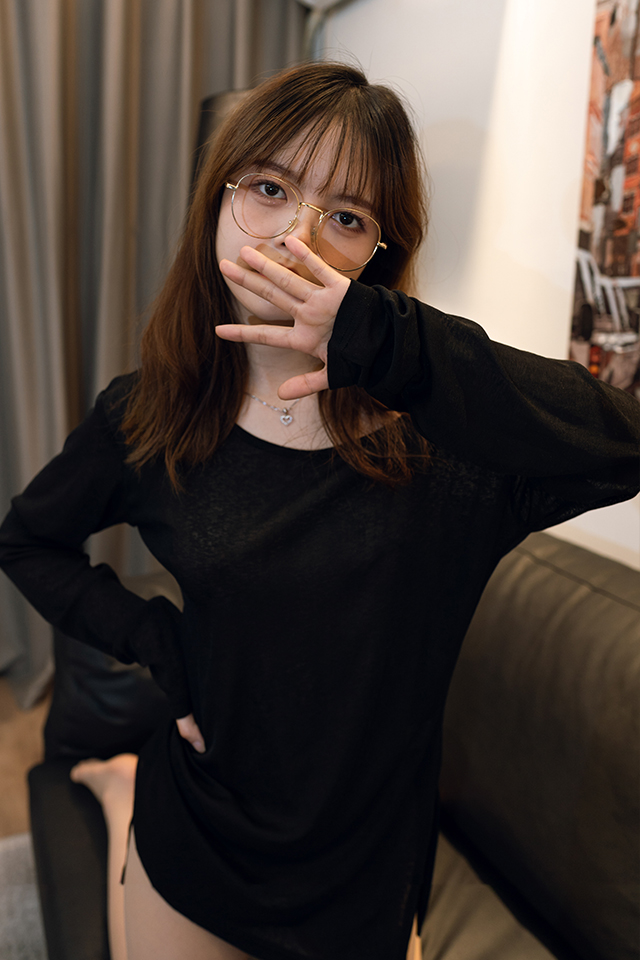 〖精品/爱丝视频〗露肩肉丝美腿