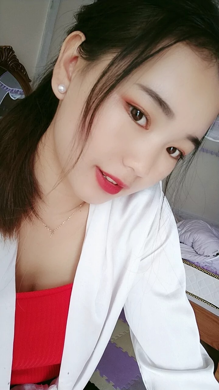 阿桃黑色热裤视频SN22