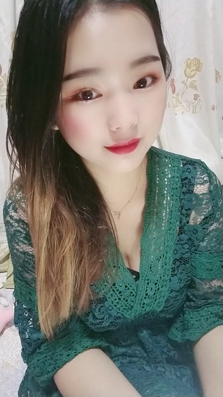 阿桃黑色热裤视频SN22