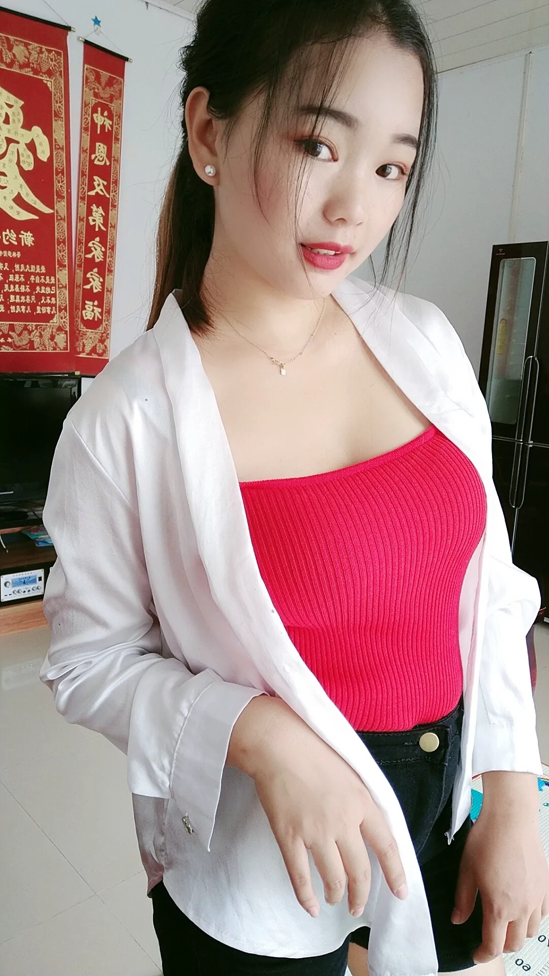 阿桃黑色热裤视频SN22