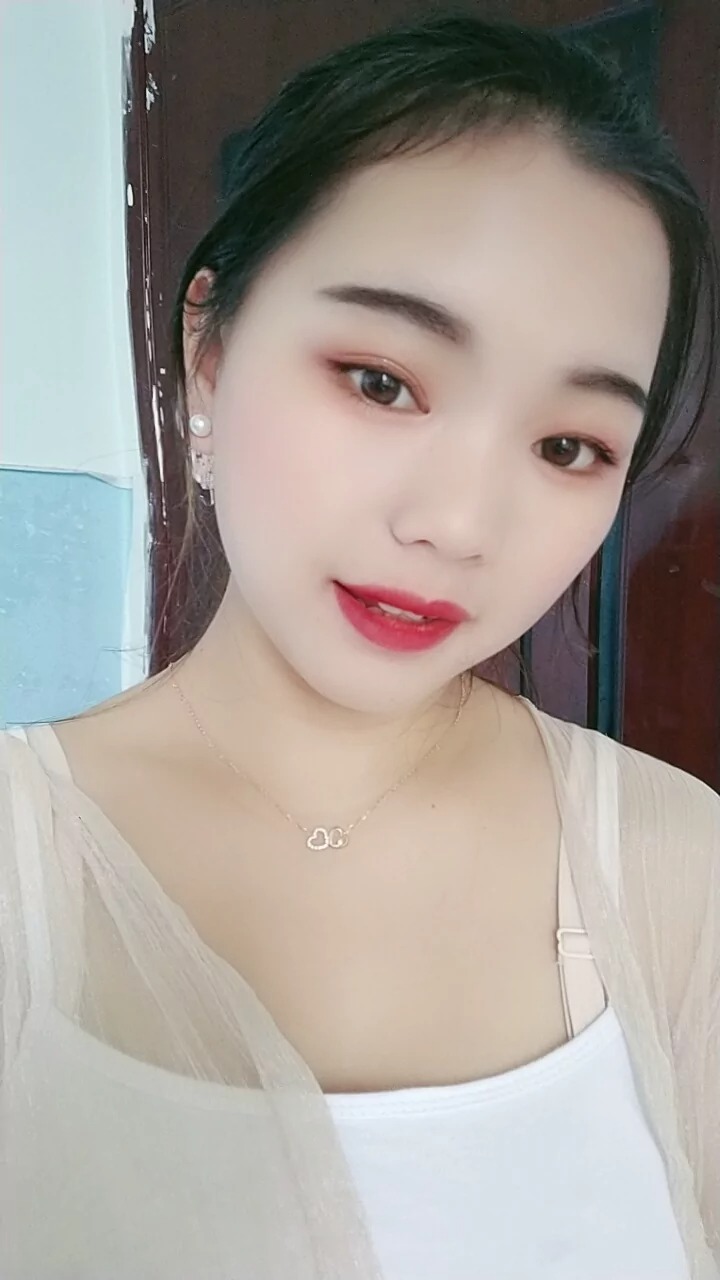 阿桃紧身皮裙SN24