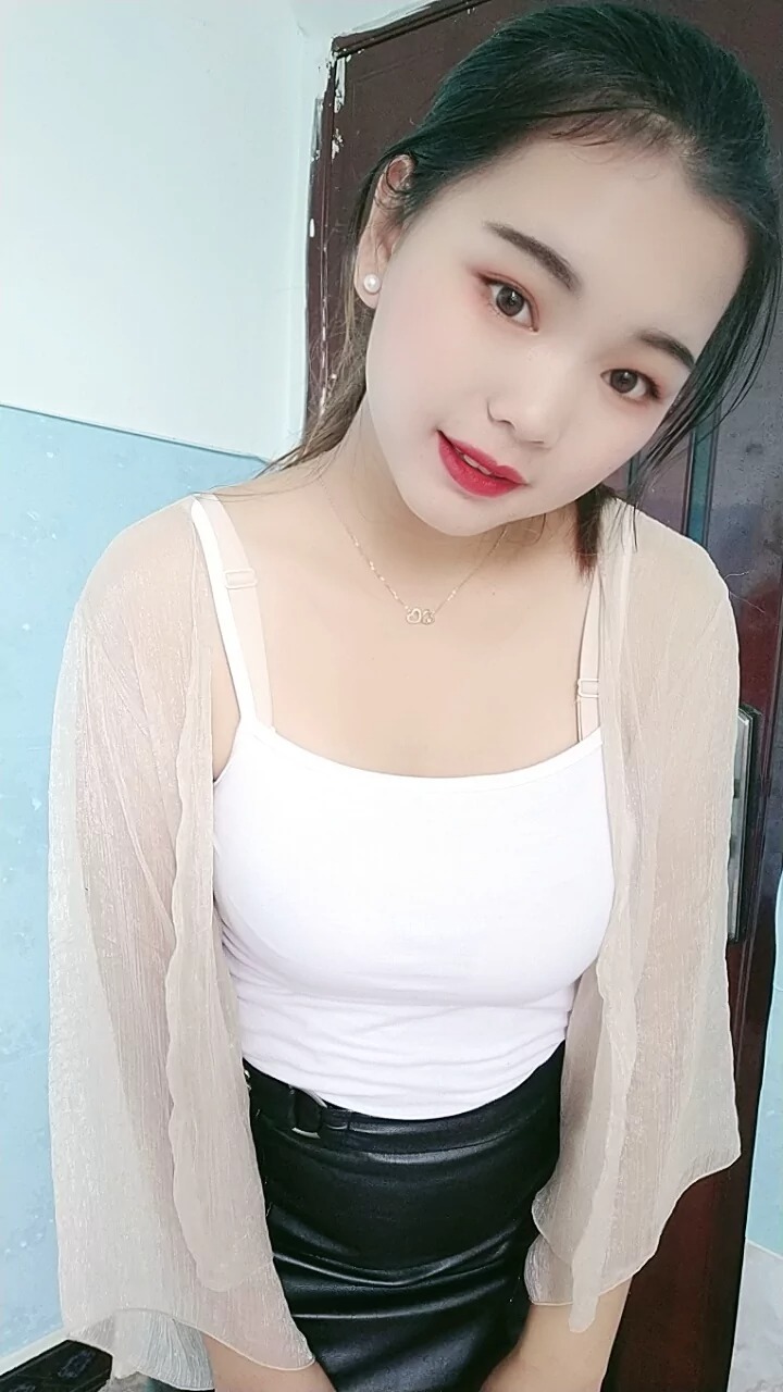 阿桃紧身皮裙SN24